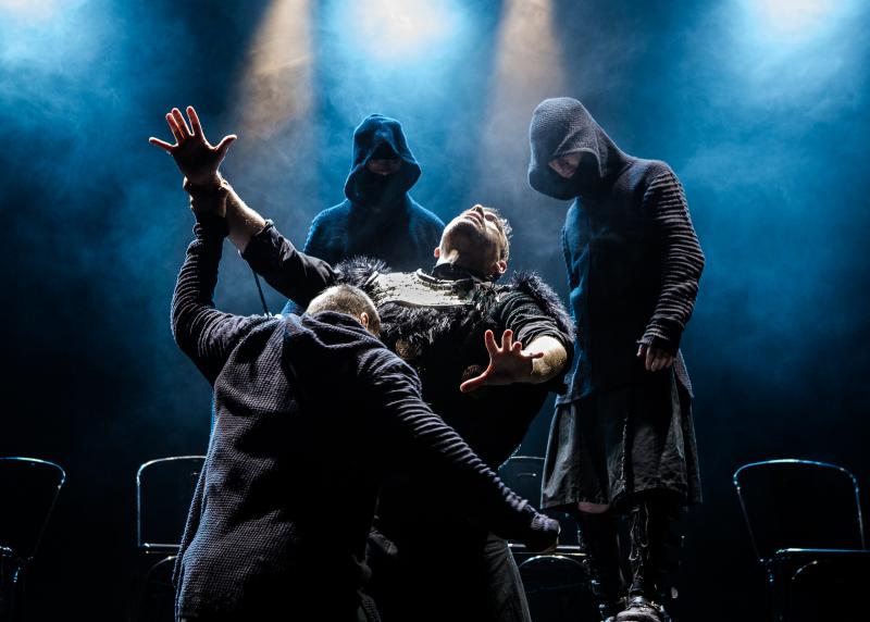Review: MACBETH's Tragic Tale of Ambition Hauntingly Staged at Theatre on the Bay 
