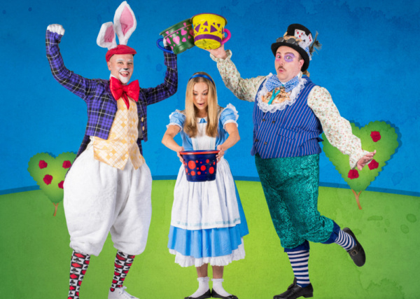 Photo Flash: First Look At Immersion Theatre's Summer Tour Of
ALICE IN WONDERLAND 