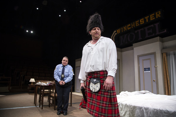 Photo Flash: Circle Theatre Presents UNNECESSARY FARCE Image