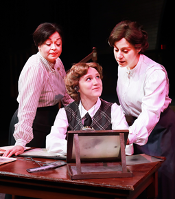 Review: SILENT SKY at Des Moines Playhouse: Keep Looking Up Image
