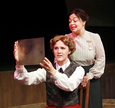 Review: SILENT SKY at Des Moines Playhouse: Keep Looking Up 