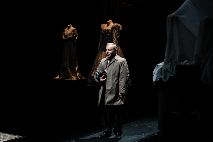Guest Blog: Designer Rosanna Vize On THE AUDIENCE Image