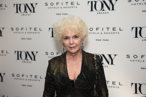 Photo Coverage: The 2019 Tony Nominees Strut the Red Carpet to Celebrate the Tony Honorees! Image