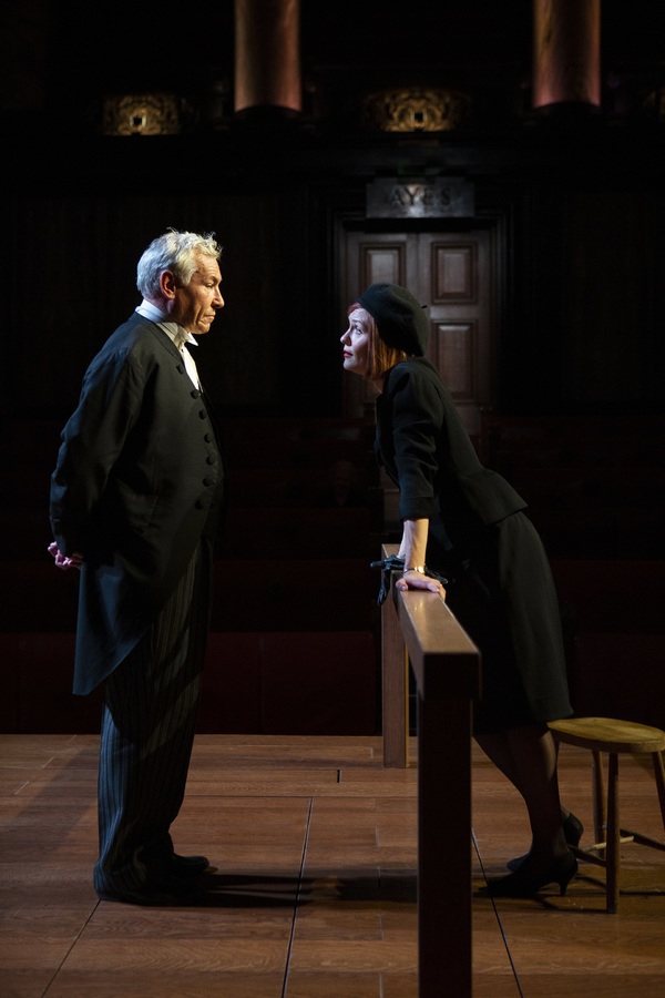 Photo Flash: First Look at the New Cast of WITNESS FOR THE PROSECUTION 