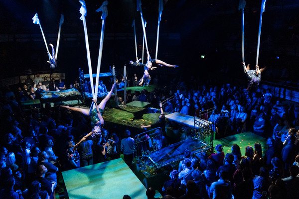 Photo Flash: First Look at Bridge Theatre's A MIDSUMMER NIGHT'S DREAM 