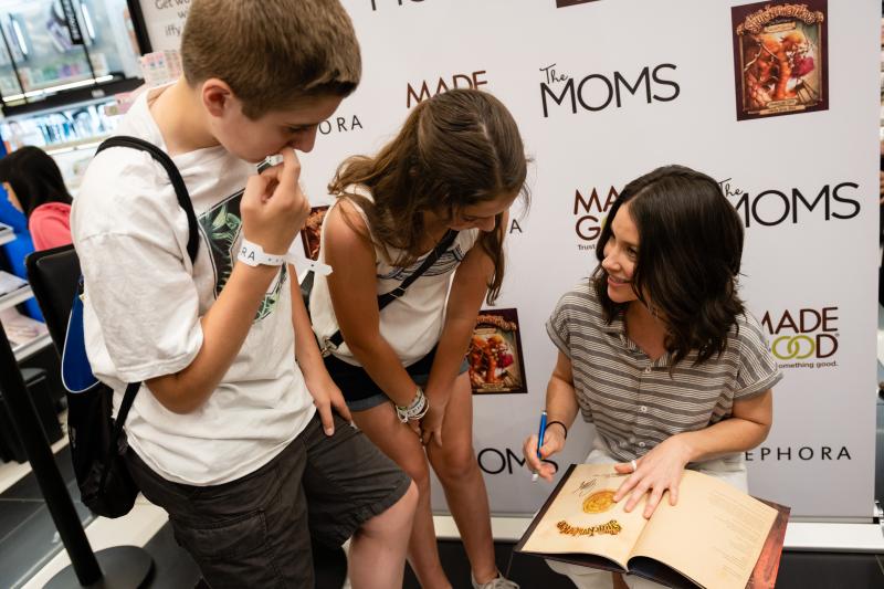 Photo Coverage: THE MOMS at Sephora with Evangeline Lily and Made Good Foods 