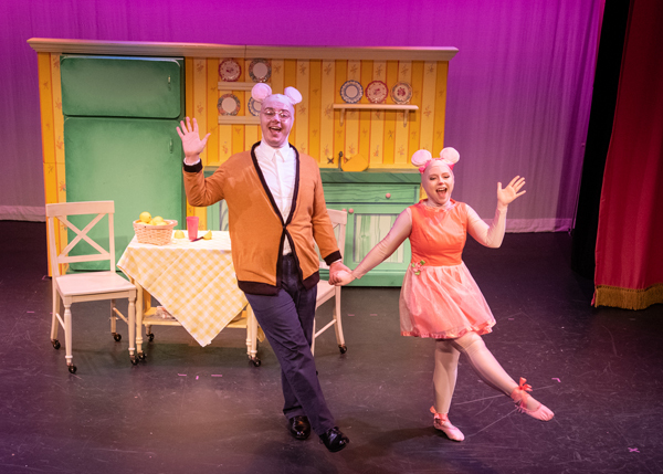 Photo Flash: Vital Theatre Company and HIT Entertainment Present ANGELINA BALLERINA Image