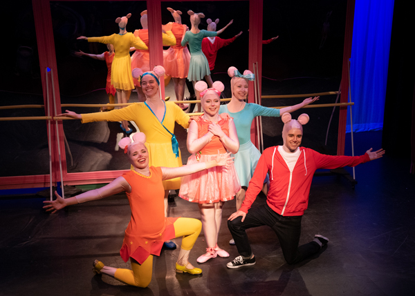 Photo Flash: Vital Theatre Company and HIT Entertainment Present ANGELINA BALLERINA Image