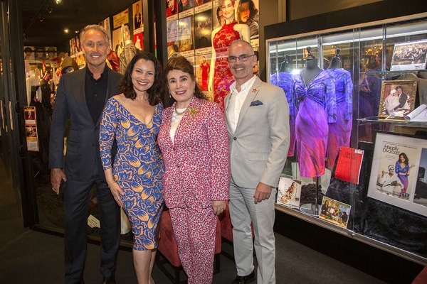 Peter Marc Jacobson, Fran Drescher, Donelle Dadigan and Mitch O'Farrell with 