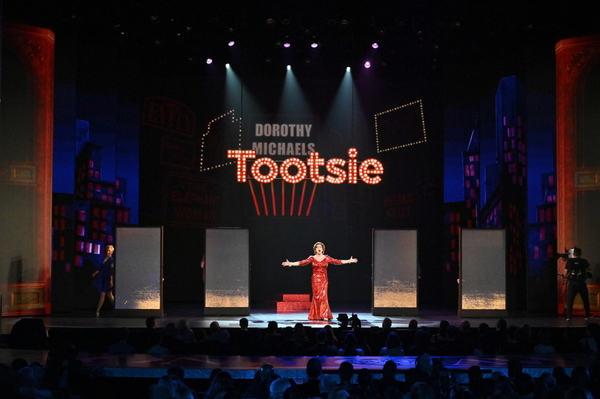 Photo Flash: Relive Broadway's Biggest Night! Highlights from the 2019 Tony Awards! Image