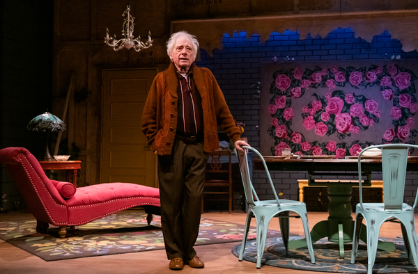 Photo Flash: First Look at LIFE SUCKS. Image
