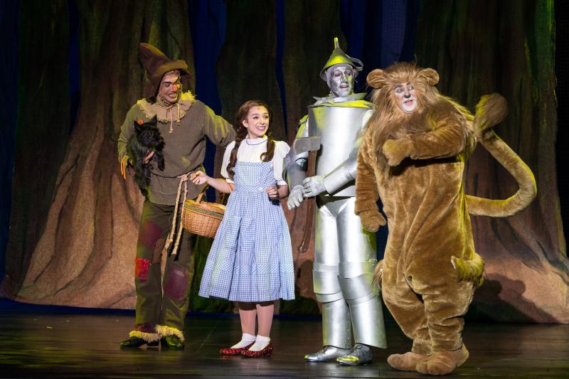 Review: STARLIGHT THEATRE PRESENTS THE WIZARD OF OZ THROUGH JUNE 16  Image