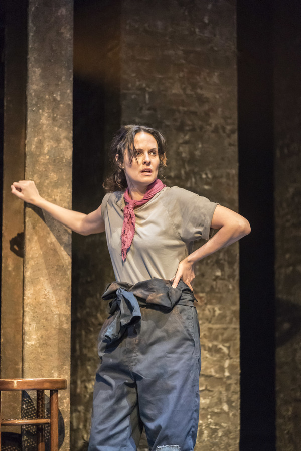 Photo Flash: First Look at SWEAT at the Gielgud Theatre Image