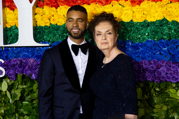 Photo Coverage: Stars Shine on the Red Carpet at the 2019 Tony Awards Image