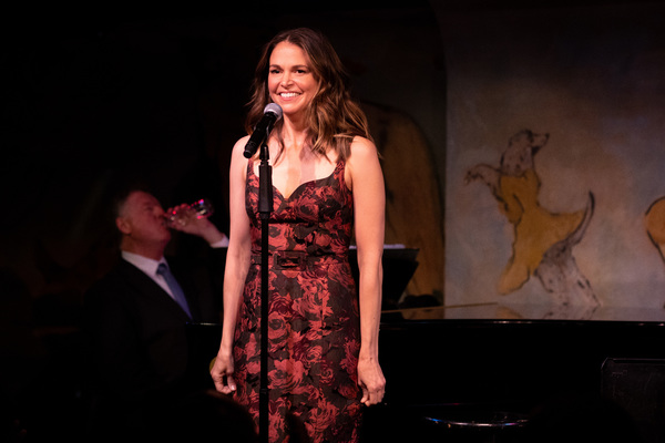 Photo Flash: Sutton Foster Kicks Off Residency at Cafe Carlyle  Image