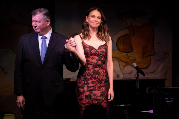 Photo Flash: Sutton Foster Kicks Off Residency at Cafe Carlyle 