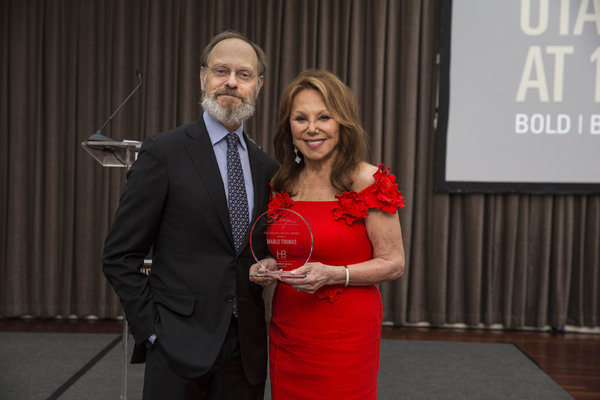 Marlo Thomas and David Hyde Pierce Photo