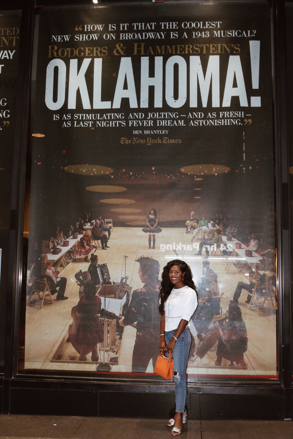 Photo Flash: Helen Hunt, Laura Osnes and More Visit OKLAHOMA! Image