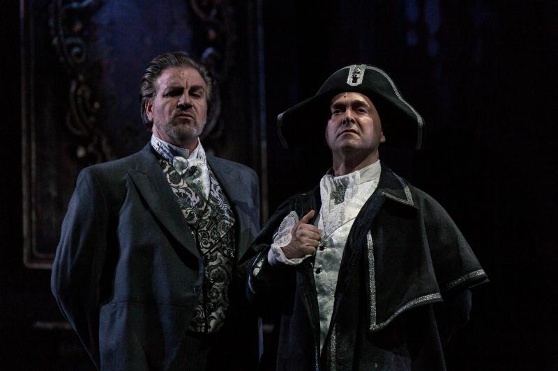 Review:  Anthony Warlow Is Deliciously Dark In SWEENEY TODD THE DEMON BARBER OF FLEET STREET. Image