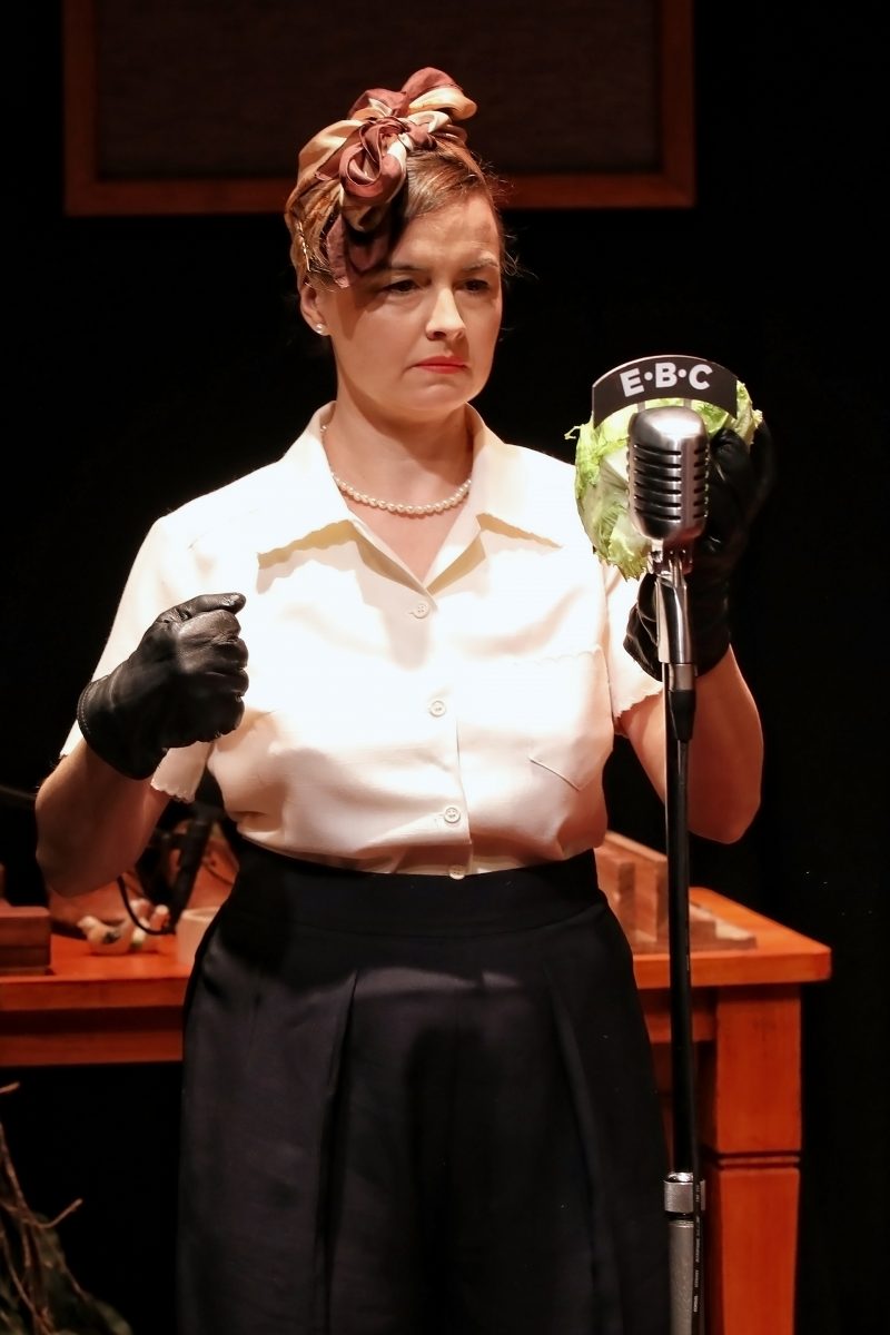Review: The Days of Radio Plays Are Recreated in MURDER ON THE WIRELESS Image