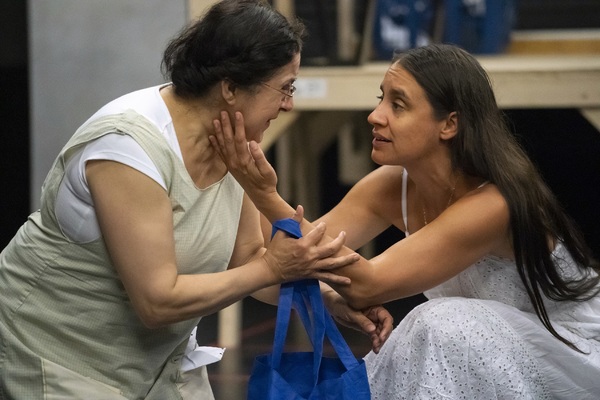 Photo Flash: In Rehearsal with MOJADA at The Public Image