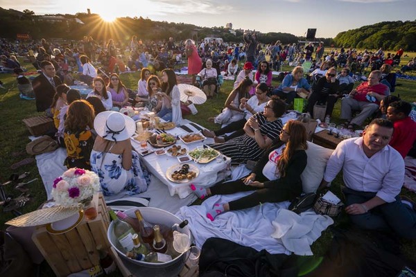 Photo Flash: The New York Philharmonic Visit NYC Parks In Summer Series! Image