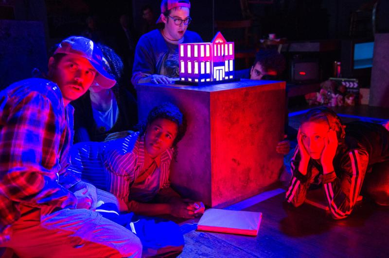 Review: FOREST TREÁS at Pointless Theatre Company Image