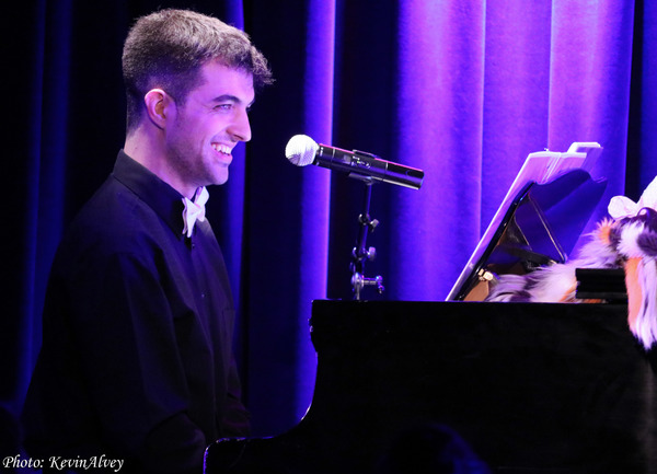 Photo Coverage: Amanda Bruton Brings STILL UNCASTABLE to Laurie Beechman Theater Image
