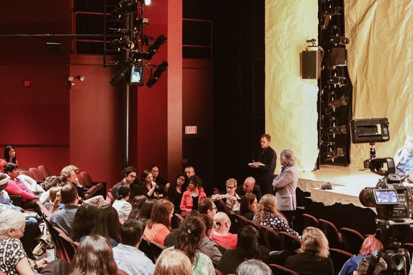 Photo Flash: FIDDLER ON THE ROOF Supports World Refugee Day  Image