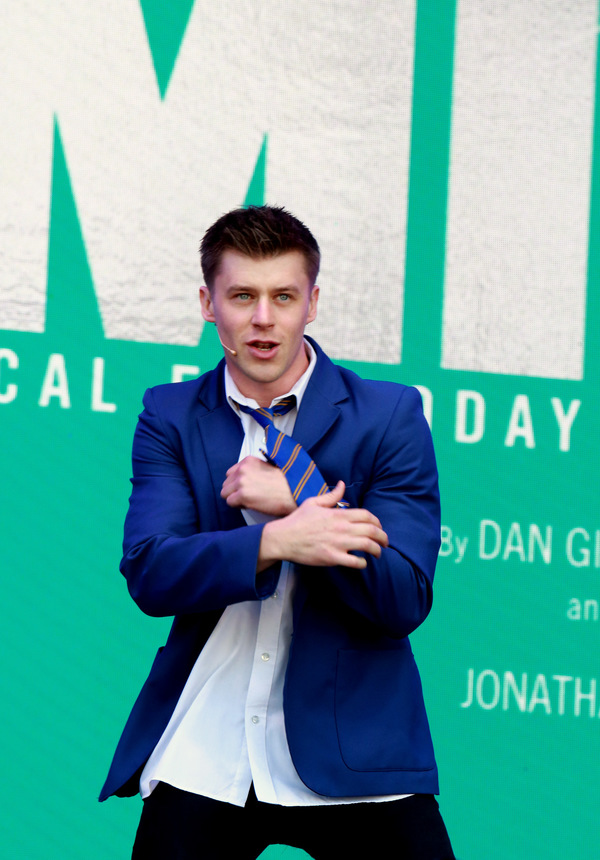 Photo Flash: COME FROM AWAY, TINA, JAMIE, and More Perform at West End Live Image