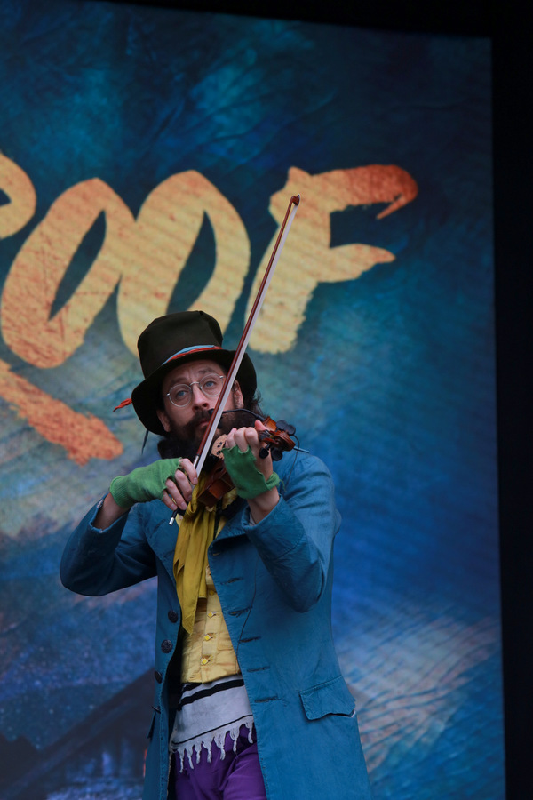 Photo Flash: COME FROM AWAY, TINA, JAMIE, and More Perform at West End Live Image