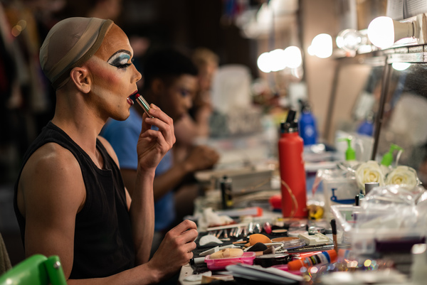 BWW Exclusive: Go Behind The Scenes of KINKY BOOTS at The Muny - Part One! Image