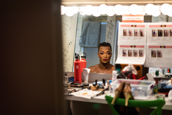 BWW Exclusive: Go Behind The Scenes of KINKY BOOTS at The Muny - Part One! Image