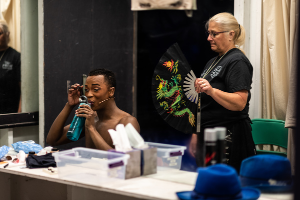 BWW Exclusive: Go Behind The Scenes of KINKY BOOTS at The Muny - Part One! Image