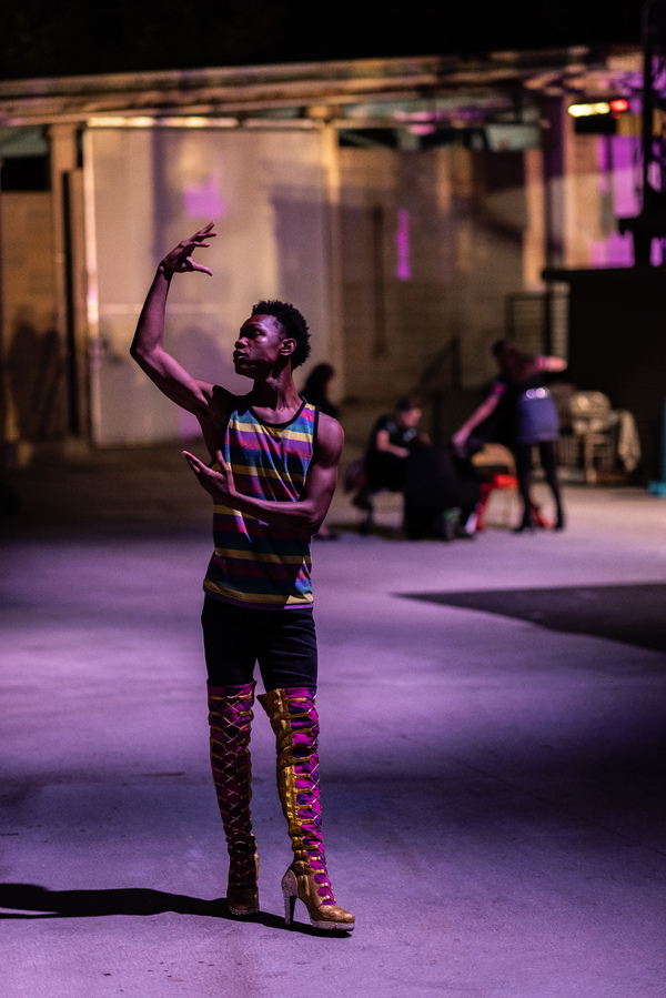BWW Exclusive: Go Behind The Scenes of KINKY BOOTS at The Muny - Part One! Image