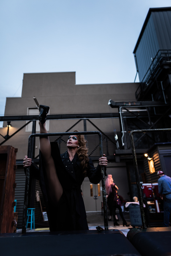 BWW Exclusive: Go Behind The Scenes of KINKY BOOTS at The Muny - Part One! Image