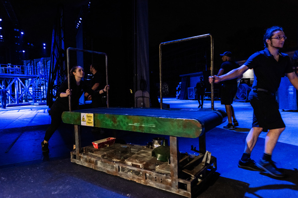 BWW Exclusive: Go Behind The Scenes of KINKY BOOTS at The Muny - Part One! Image