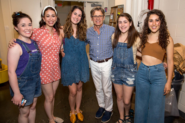 Photo Flash: Mikhail Baryshnikov Visits FIDDLER ON THE ROOF in Yiddish Image