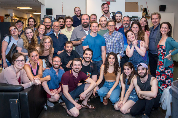 Photo Flash: Mikhail Baryshnikov Visits FIDDLER ON THE ROOF in Yiddish Image