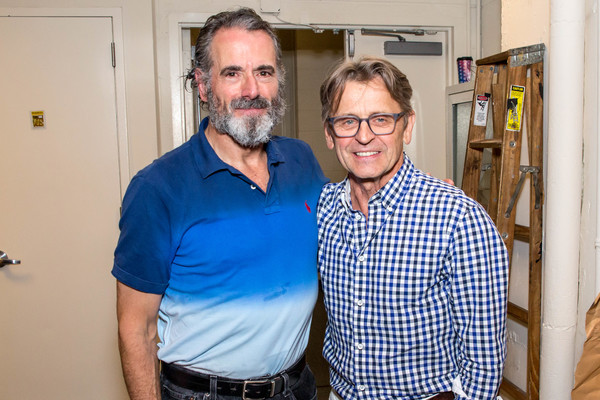 Photo Flash: Mikhail Baryshnikov Visits FIDDLER ON THE ROOF in Yiddish Image