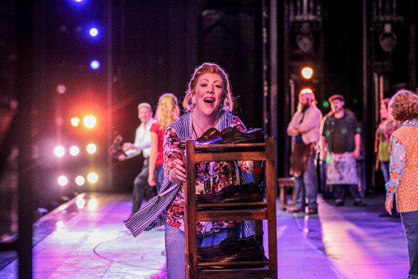 BWW Exclusive: Go Behind The Scenes of KINKY BOOTS at The Muny - Part Two! Image