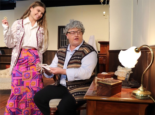 Photo Flash: VERONICA'S ROOM At Melville Theatre Image