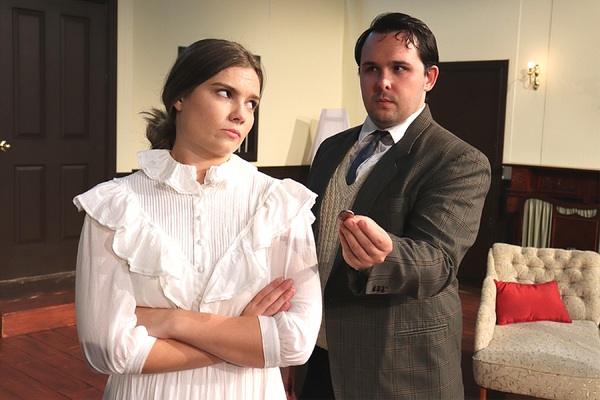 Photo Flash: VERONICA'S ROOM At Melville Theatre Image