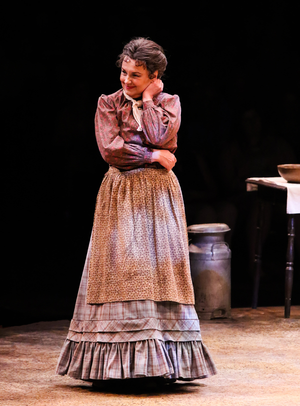 Photo Flash: OKLAHOMA at Broadway Music Circus Image