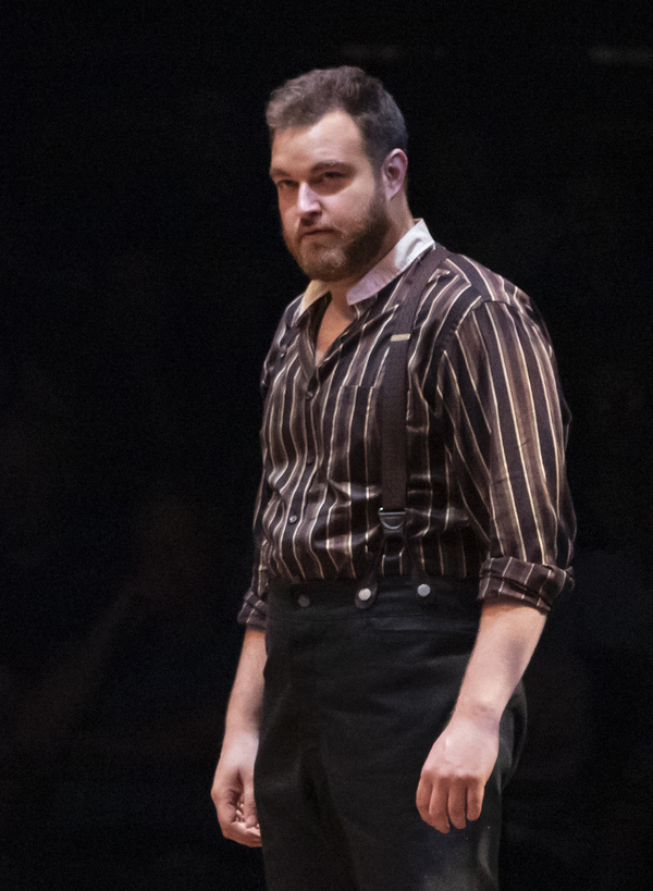 Photo Flash: OKLAHOMA at Broadway Music Circus Image