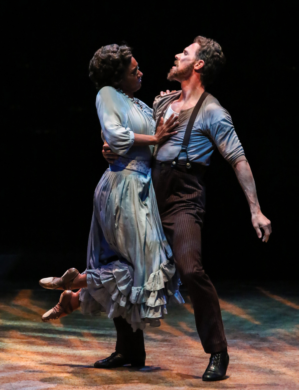 Photo Flash: OKLAHOMA at Broadway Music Circus Image