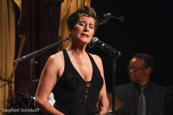 Photo Coverage: Marieann Meringolo Performs at the Friars Club & Joins The Legends On The Walls Image