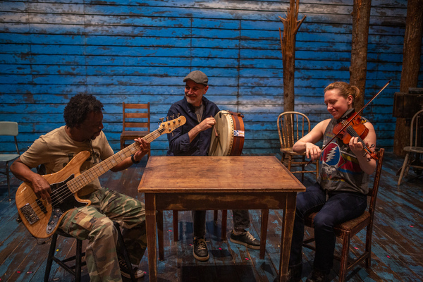 BWW Exclusive: Making the Music of COME FROM AWAY Image
