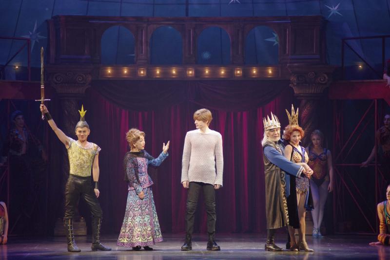 Interview: Crystal Kay & Shirota Yu talk PIPPIN in Japanese! 