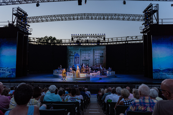 Photo Flash: Bobby Conte Thornton, Ali Ewoldt, Robert Petkoff And More Star In 1776 At The Muny Image